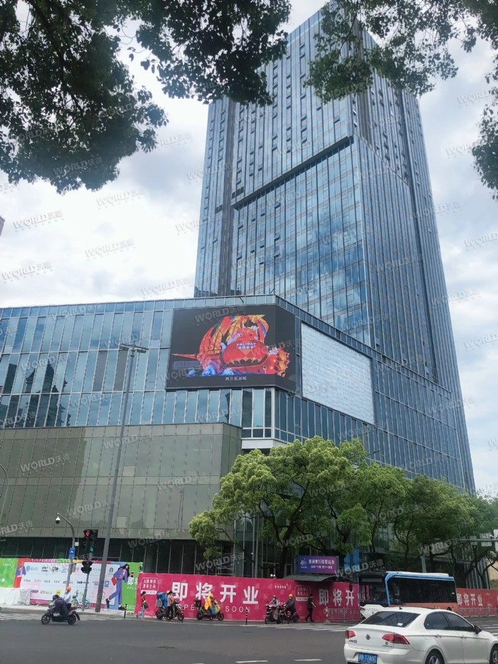 海曙区新悦中心285平现房出售