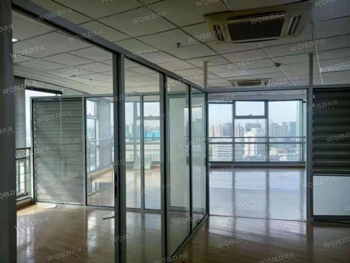 鼓楼地铁口 恒隆中心 空房出租